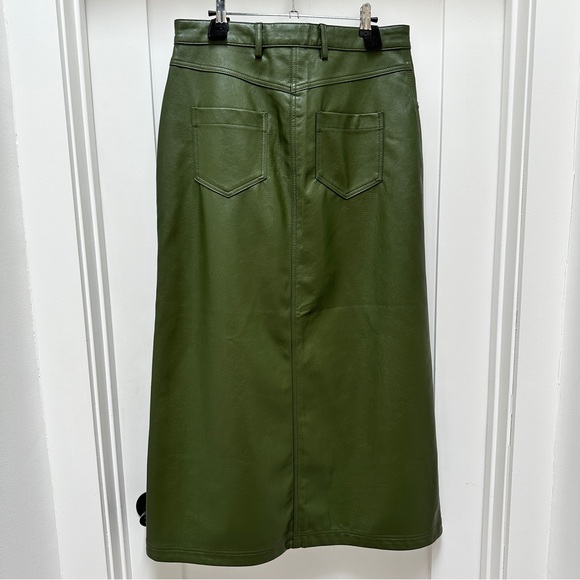 ANTHROPOLOGIE The Madi Faux Leather Front-Slit Denim Skirt by Pilcro - Picture 5 of 6